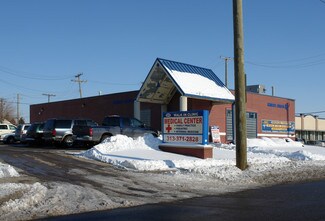 Plus de détails pour 14071 E 7 Mile Rd, Detroit, MI - Bureau à vendre