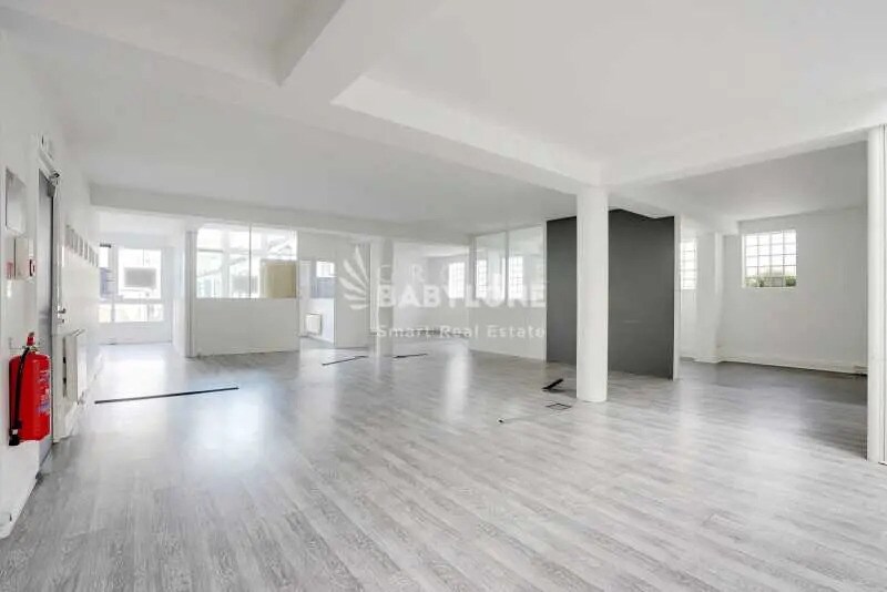 Bureau dans Montrouge à louer - Photo de l’immeuble – Image 1 sur 6