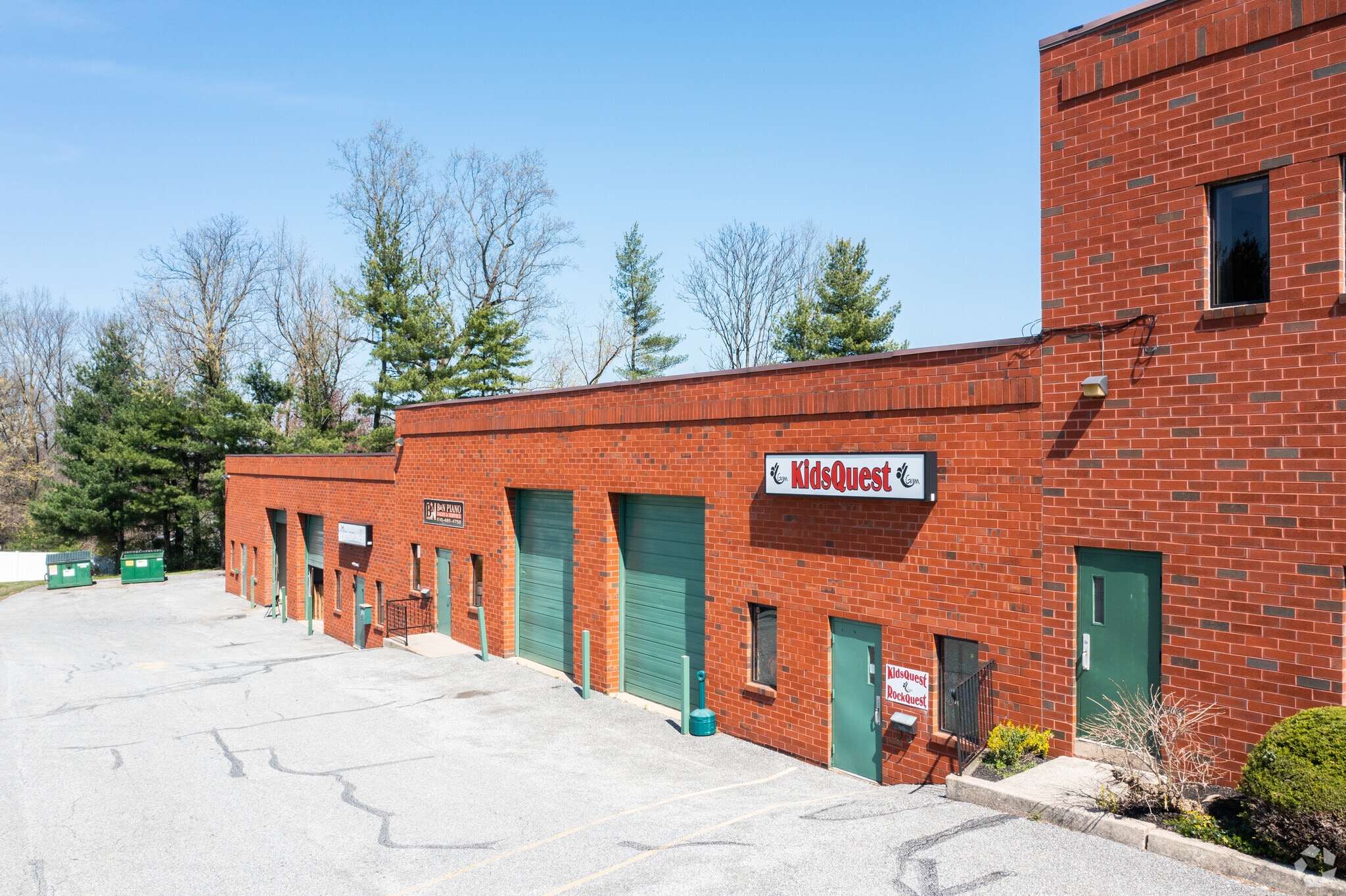 77 W Baltimore Pike, Media, PA à louer Photo principale– Image 1 sur 14