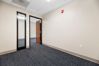 19720 Jetton Rd, Cornelius, NC à louer Photo intérieure– Image 2 sur 5