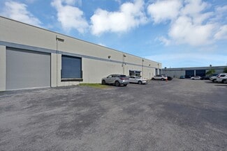 Plus de détails pour 5220 NW 72nd Ave, Miami, FL - Industriel/Logistique à vendre