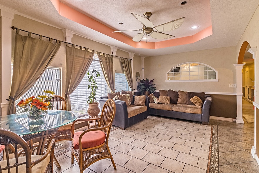 4849 Mercer University Dr, Macon-Bibb, GA à vendre - Photo intérieure – Image 2 sur 33