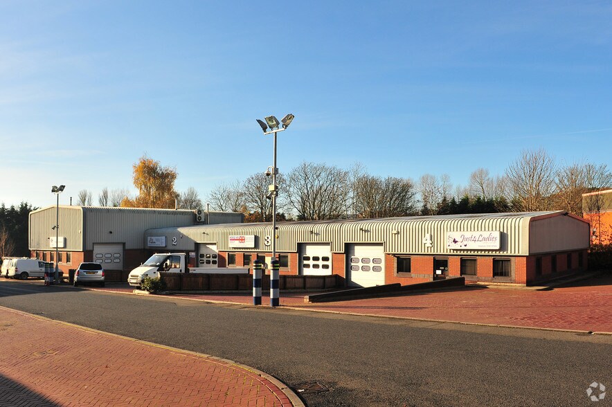 Aston Rd, Bromsgrove à louer - Photo principale – Image 1 sur 8