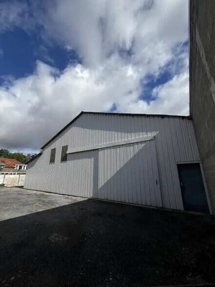 3 Rue Grimaux, Dury à louer - Photo de l’immeuble – Image 1 sur 2