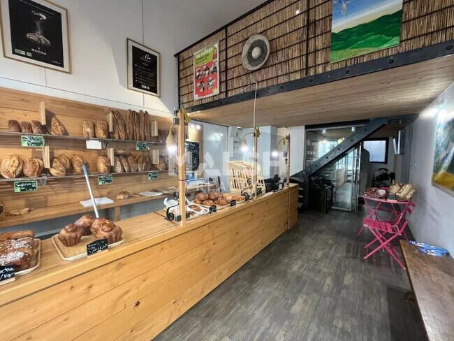 Plus de détails pour Local commercial à louer