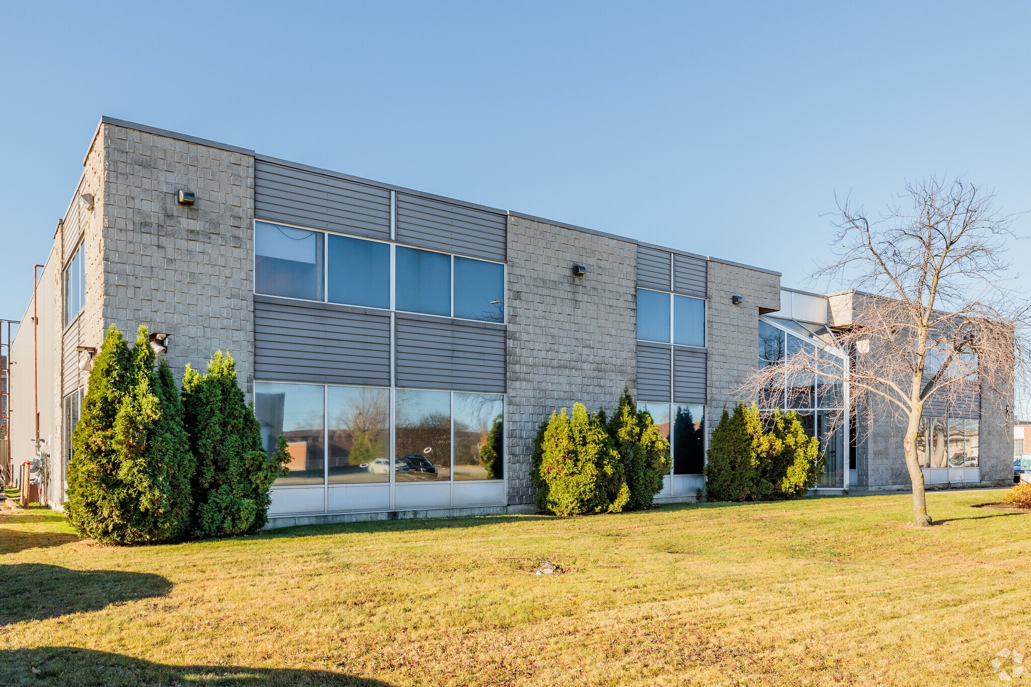850 Av Selkirk, Pointe-claire, QC à vendre Photo de l’immeuble– Image 1 sur 12