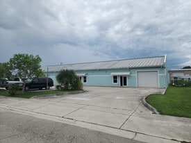 1007 NE 7th Ter, Cape Coral FL - Local industriel/logistique