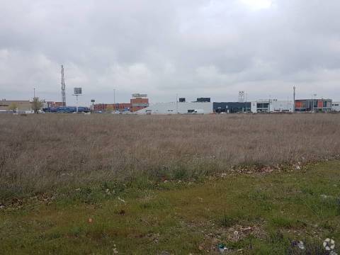 Terrain dans Leganés, Madrid à vendre - Photo de l’immeuble – Image 2 sur 4
