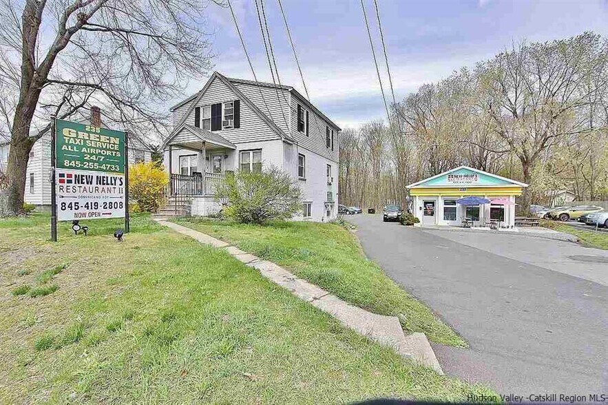 235 Main St, New Paltz, NY à vendre - Photo de l’immeuble – Image 1 sur 34