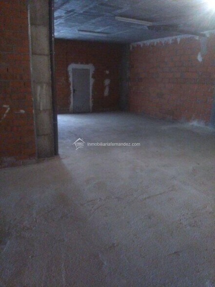 Local commercial dans Cáceres, Cáceres à vendre - Photo de l’immeuble – Image 3 sur 8