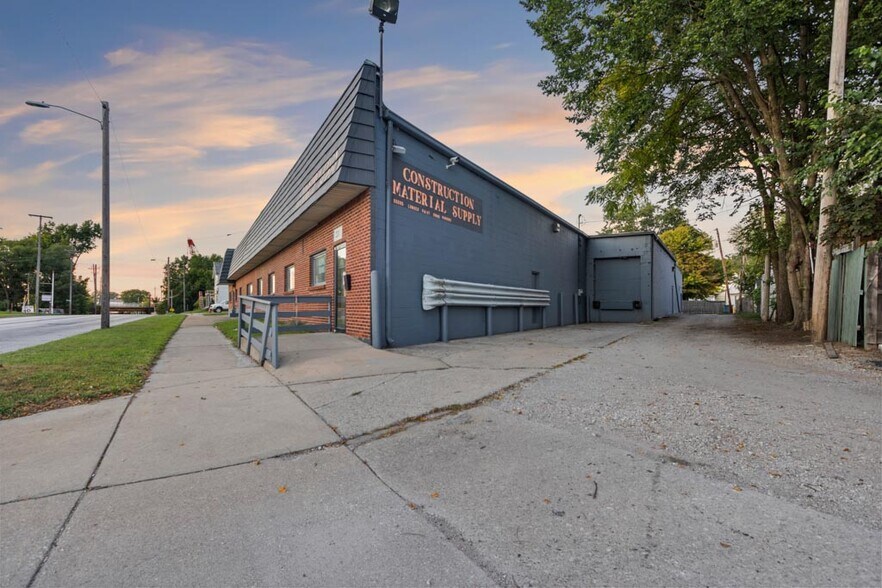 223 Fearing Blvd, Toledo, OH à vendre - Photo de l’immeuble – Image 3 sur 55