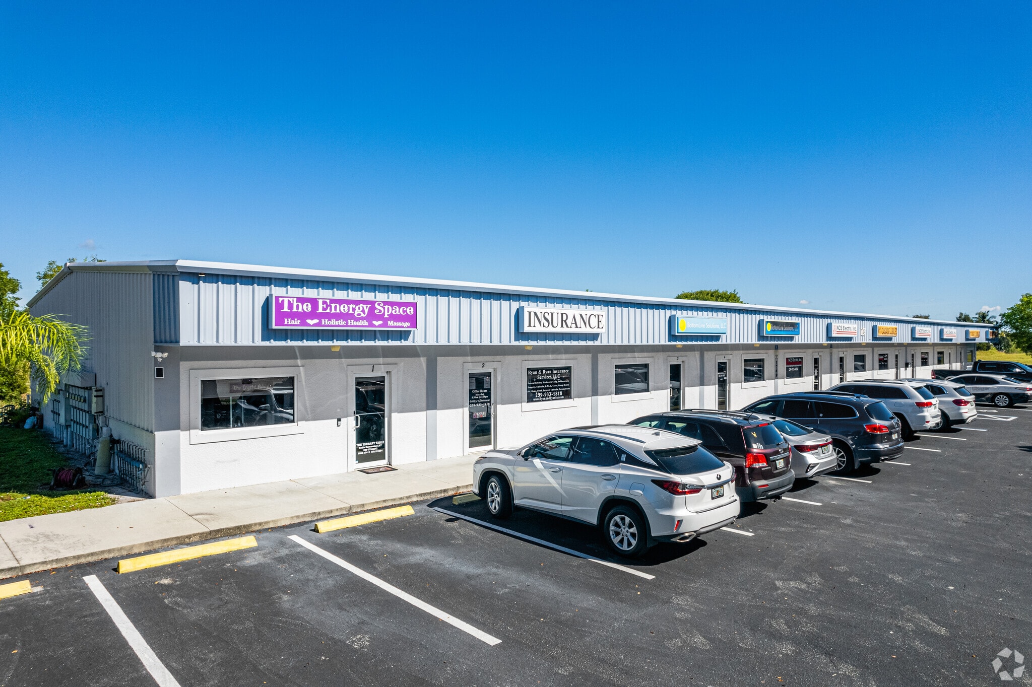 1749 NE 10th Ter, Cape Coral, FL à louer Photo principale– Image 1 sur 6