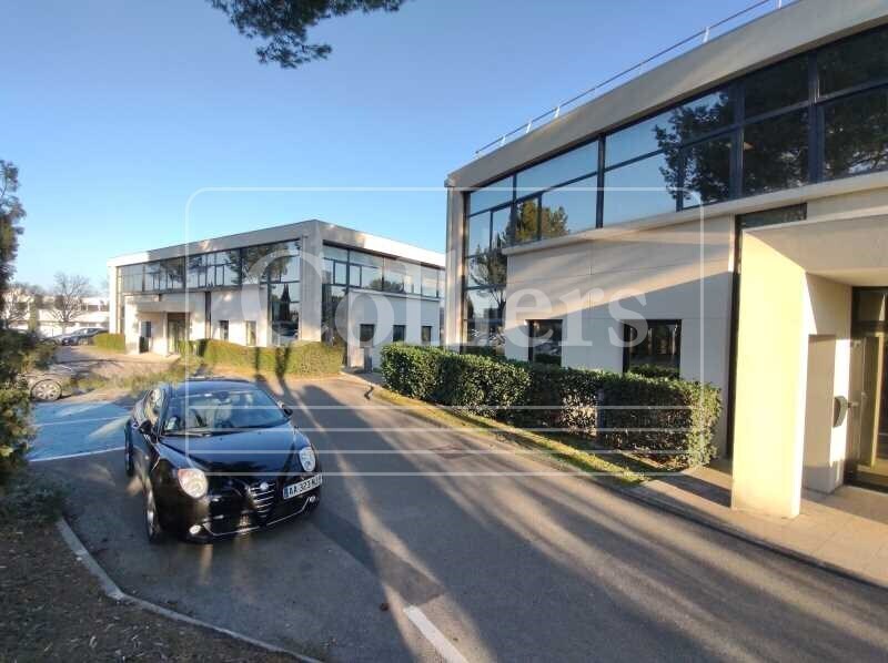 355 Rue Louis De Broglie, Aix-en-Provence à louer Photo de l’immeuble– Image 1 sur 10