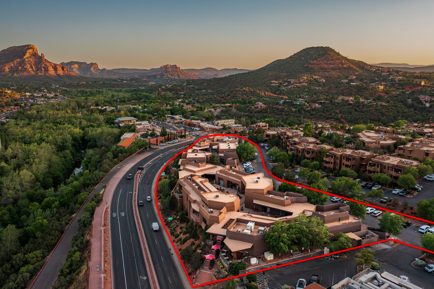 101 N State Route 89A, Sedona, AZ à louer - Photo de l’immeuble – Image 3 sur 20