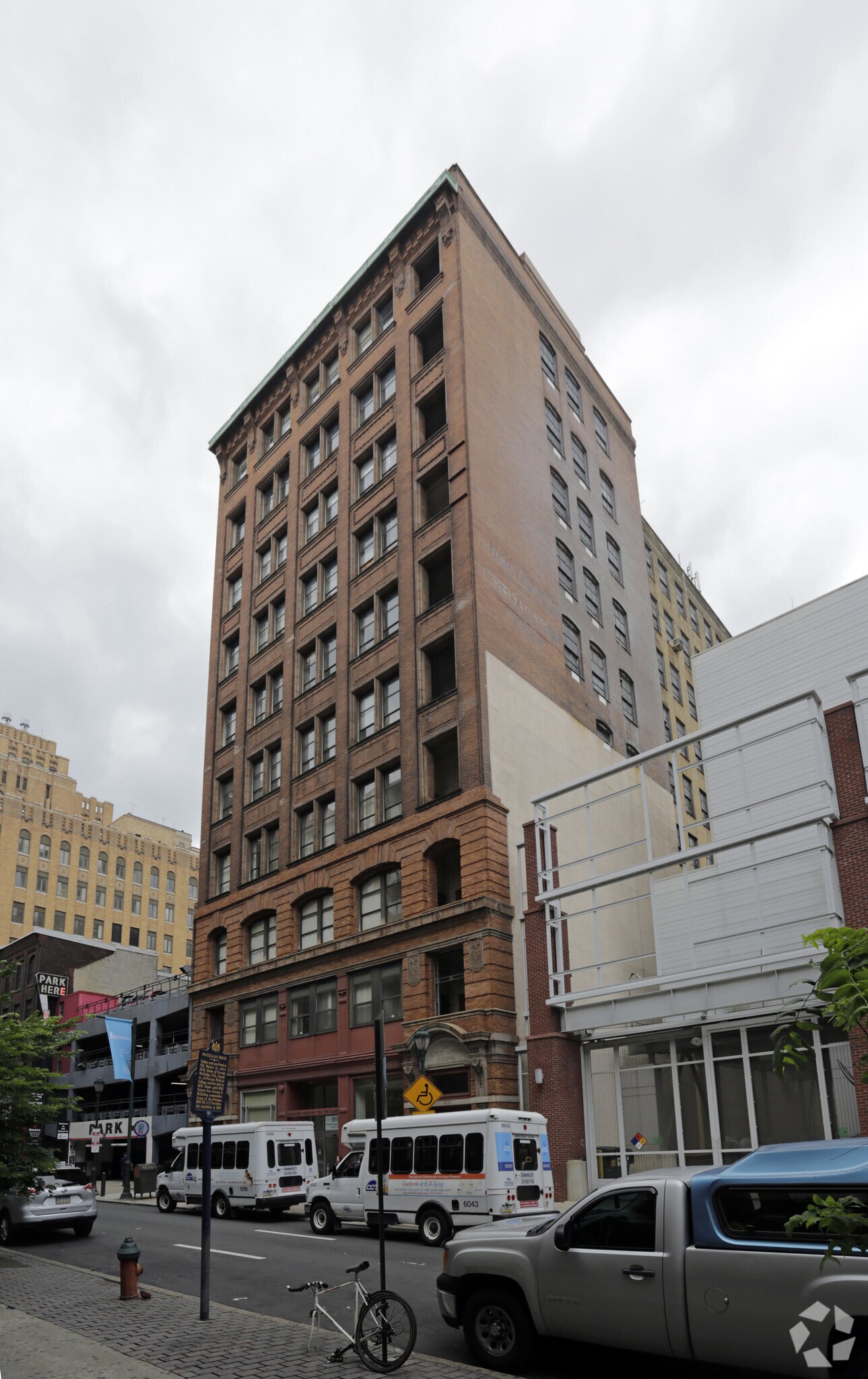 919 Walnut St, Philadelphia, PA à vendre Photo de l’immeuble– Image 1 sur 10