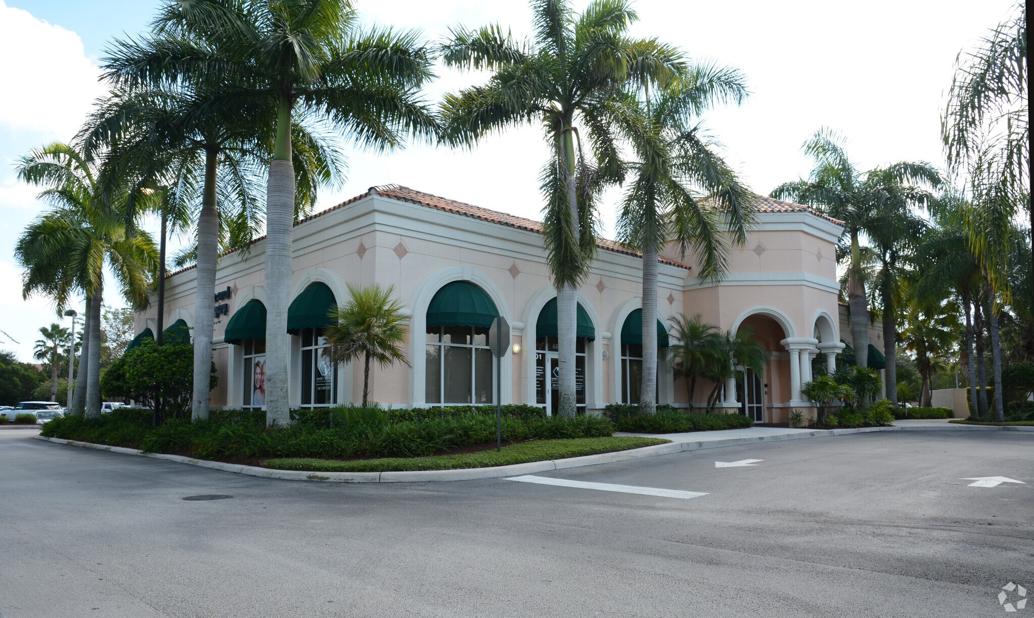 16130 Jog Rd, Delray Beach, FL à louer Photo principale– Image 1 sur 8