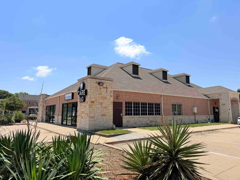 9229 Lebanon Rd, Frisco, TX à louer - Photo de l’immeuble – Image 2 sur 6