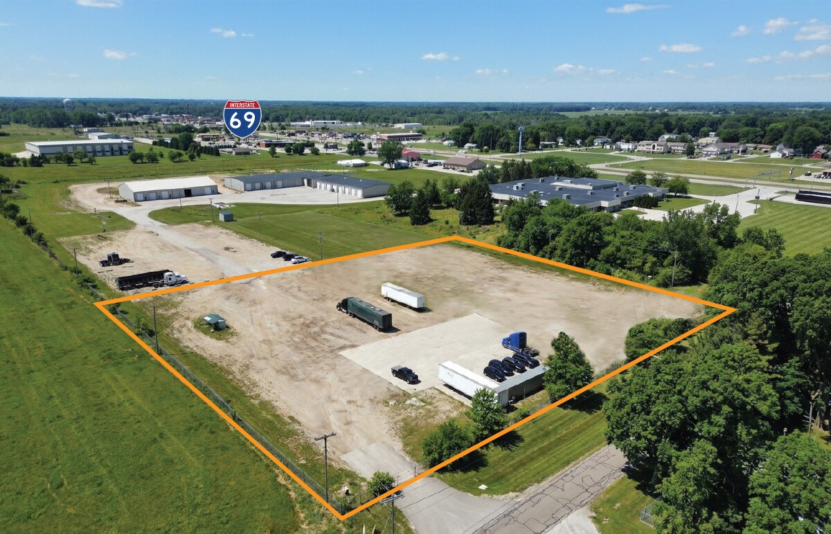 14611 W Commerce Rd, Daleville, IN à louer Photo principale– Image 1 sur 4