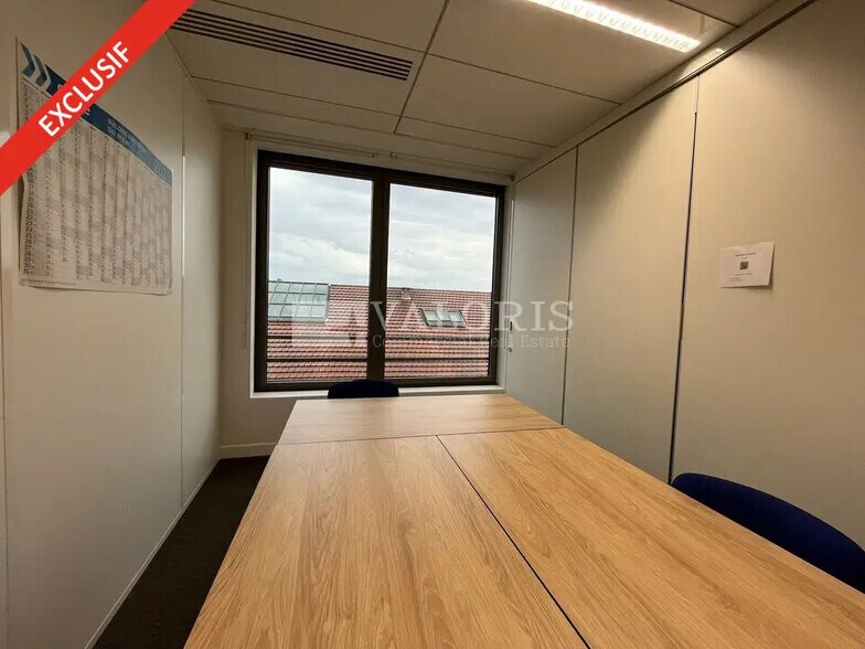 Bureau dans Lyon à louer - Photo de l’immeuble – Image 2 sur 13