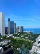 55 E Monroe St, Chicago, IL à louer Photo de l’immeuble– Image 2 sur 15