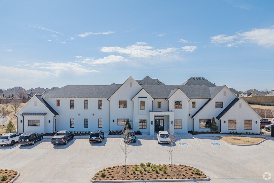 3030 NW 164th, Edmond, OK à louer - Photo de l’immeuble – Image 3 sur 8