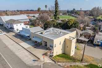 11715 Riverside Ave, Courtland, CA - Vue aérienne vue de carte - Image1