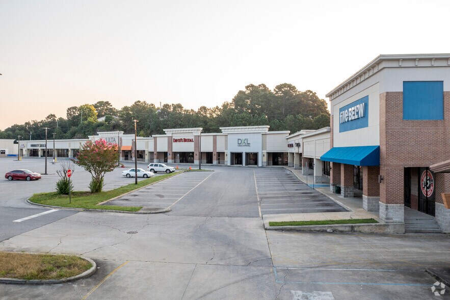 1709 Montgomery Hwy, Birmingham, AL à louer - Photo principale – Image 1 sur 24