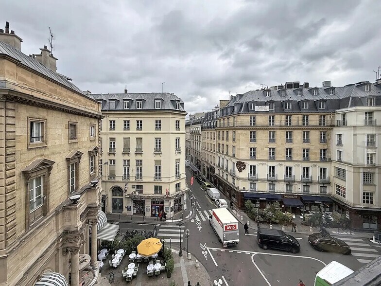 Bureau dans Paris à louer - Photo de l’immeuble – Image 2 sur 25