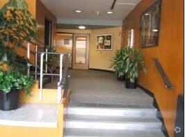 1211-1215 NW 23rd Ave, Portland, OR à louer - Photo de l’immeuble – Image 2 sur 7