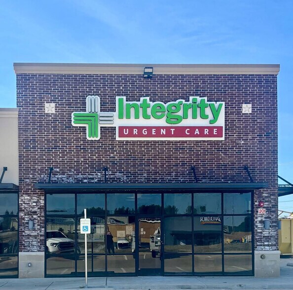 2821 Highway 31, Tyler, TX à louer - Vidéo sur l’annonce professionnelle – Image 2 sur 8