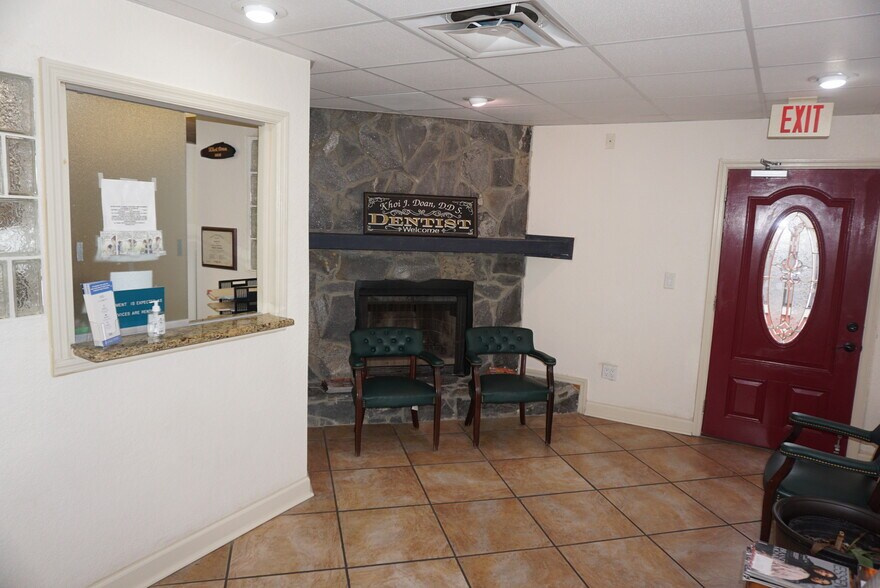 2910 W Waters Ave, Tampa, FL à vendre - Photo de l’immeuble – Image 3 sur 21