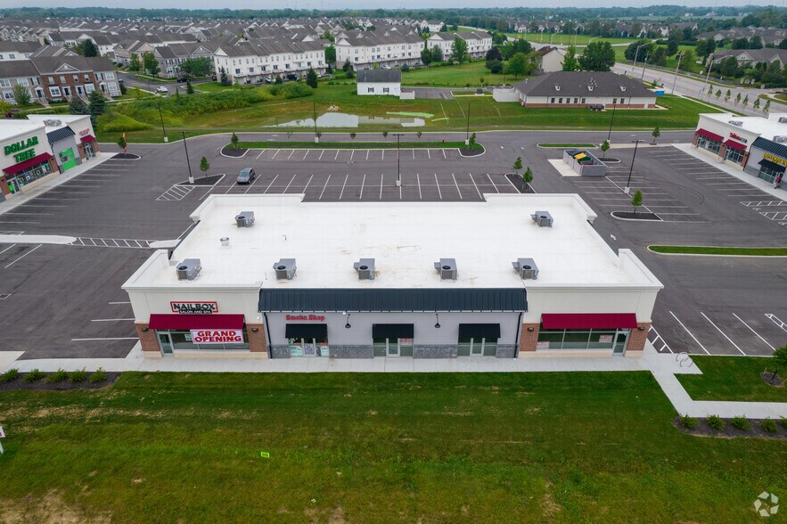 6520 Hayden Run Rd, Hilliard, OH à louer - Photo de l’immeuble – Image 3 sur 3
