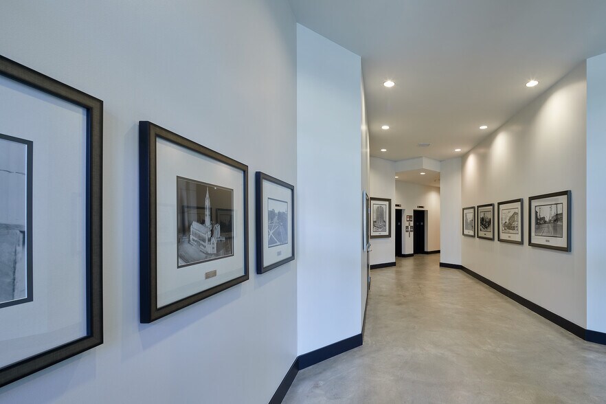 1100 NE 45th St, Seattle, WA à louer - Hall d’entrée – Image 2 sur 7