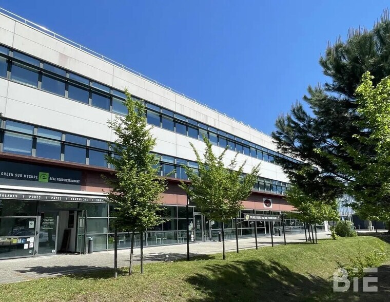 Bureau dans Pessac à louer - Photo de l’immeuble – Image 1 sur 15