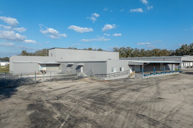 Plus de détails pour 12 NW 5th Pl, Williston, FL - Industriel/Logistique à louer