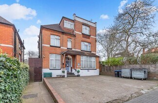 Plus de détails pour 30 Chatsworth Rd, Londres - Hôtellerie à vendre