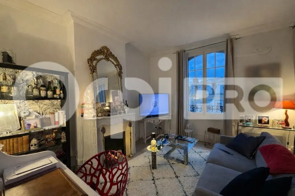 Local d'activités dans Montluçon à vendre Photo de l’immeuble– Image 1 sur 13