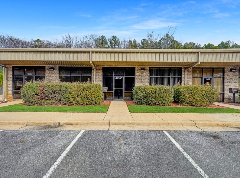 4720 University Blvd E, Tuscaloosa, AL à louer - Photo de l’immeuble – Image 1 sur 14