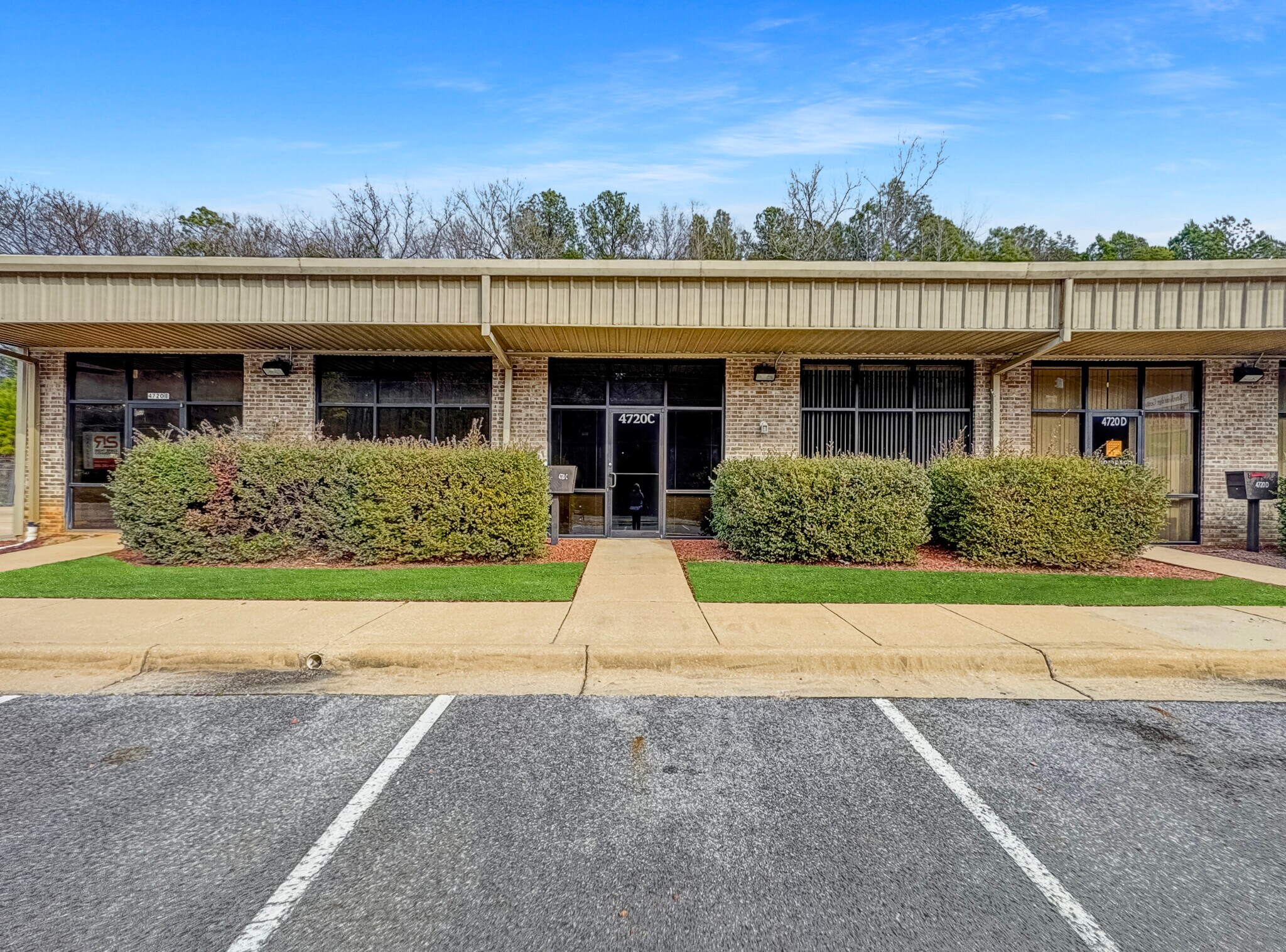 4720 University Blvd E, Tuscaloosa, AL à louer Photo de l’immeuble– Image 1 sur 15