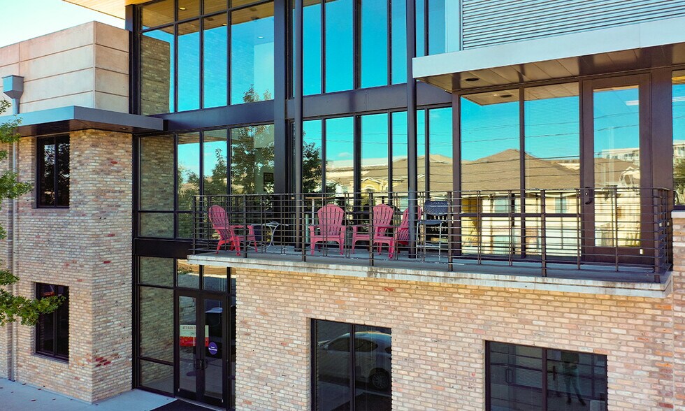 2021 E 5th St, Austin, TX à louer - Photo de l’immeuble – Image 2 sur 19