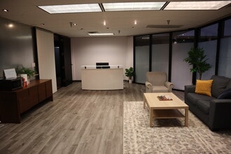 7101 York Ave S, Edina, MN à louer Photo intérieure– Image 2 sur 3