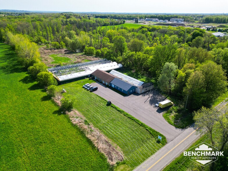 1345 Penfield Center Rd, Penfield, NY à vendre - Photo de l’immeuble – Image 2 sur 29