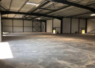 Local commercial dans Anse à vendre Photo intérieure– Image 1 sur 2