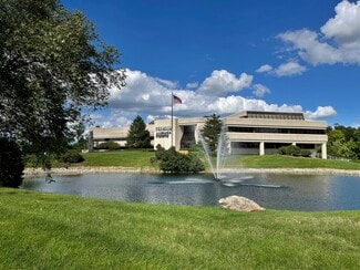 Plus de détails pour 3502 Woodview Trace, Indianapolis, IN - Bureau à louer