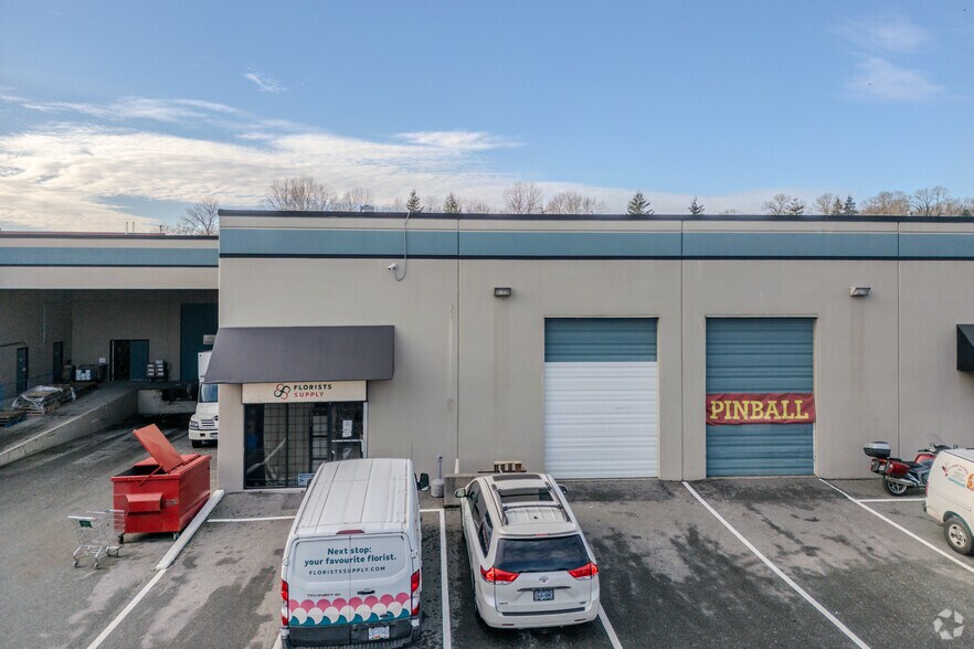 3979 Marine Way, Burnaby, BC à louer - Photo de l’immeuble – Image 3 sur 3
