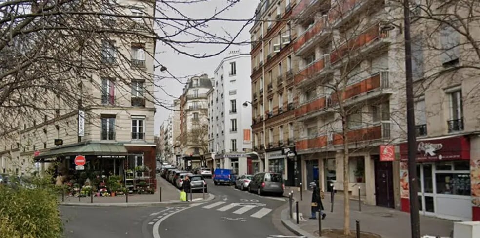 Local commercial dans Paris à louer - Photo de l’immeuble – Image 2 sur 2