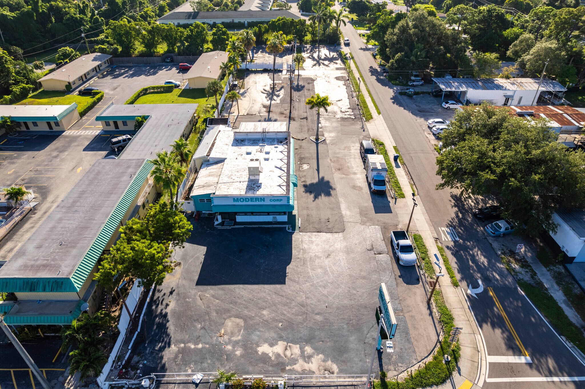 3535 Cleveland Ave, Fort Myers, FL à vendre Photo principale– Image 1 sur 11