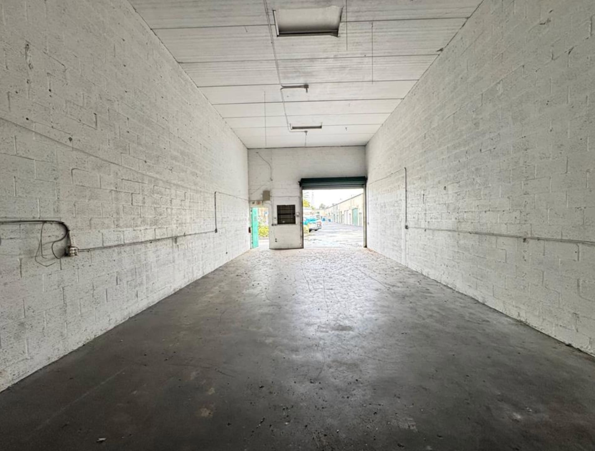 1791 Blount Rd, Pompano Beach, FL à louer Photo intérieure– Image 1 sur 6