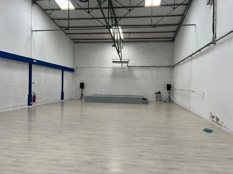 Local commercial dans Montauban à louer - Photo de l’immeuble – Image 3 sur 4