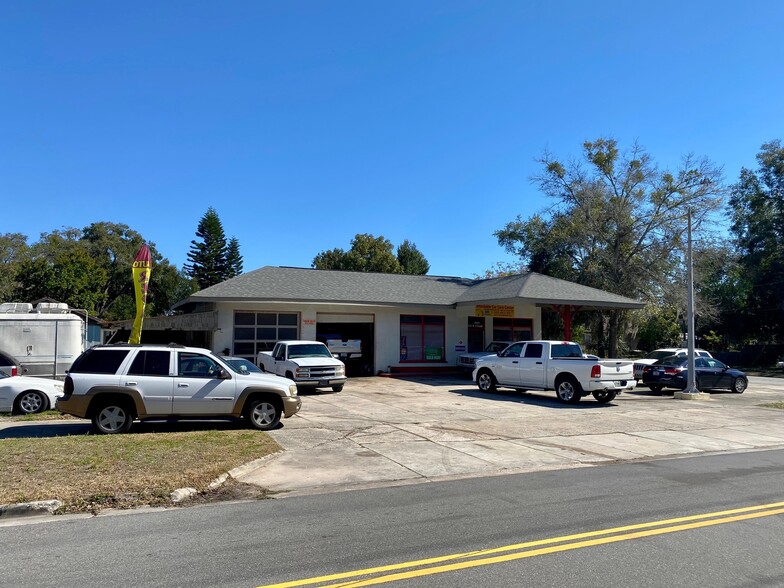 1015 S Grove St, Eustis, FL à vendre - Photo de l’immeuble – Image 2 sur 6